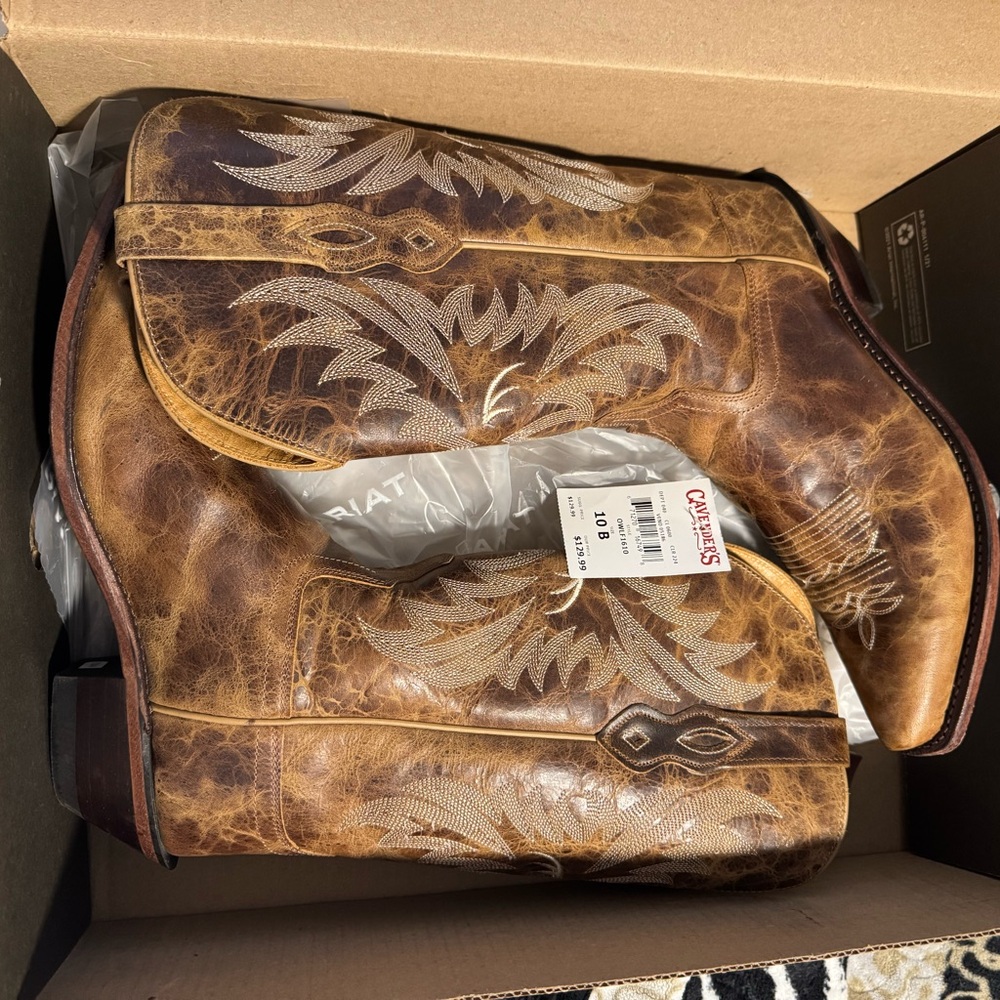 Ariat Distressed Leather Boots with Tan Stitching